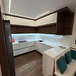 Riverside 아파트