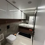Riverside * 포보아 드 산타 이리아