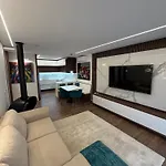 아파트 Riverside