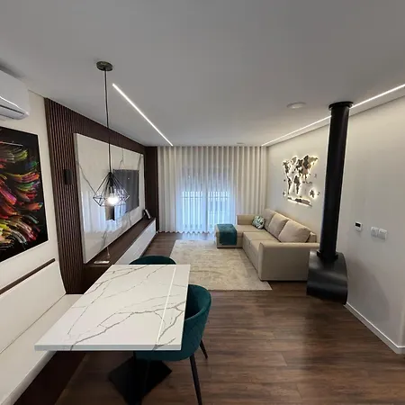 Riverside 波瓦圣塔伊里亚