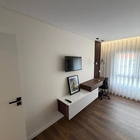 Riverside Apartment *