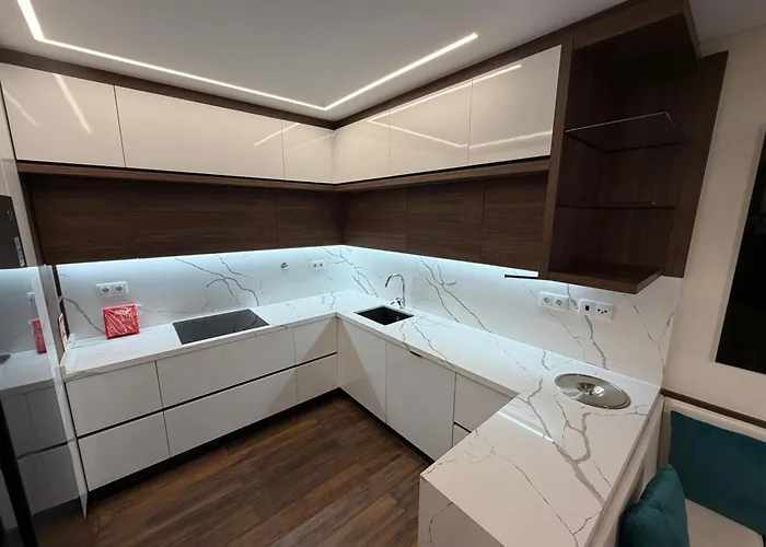 Riverside * 波瓦圣塔伊里亚