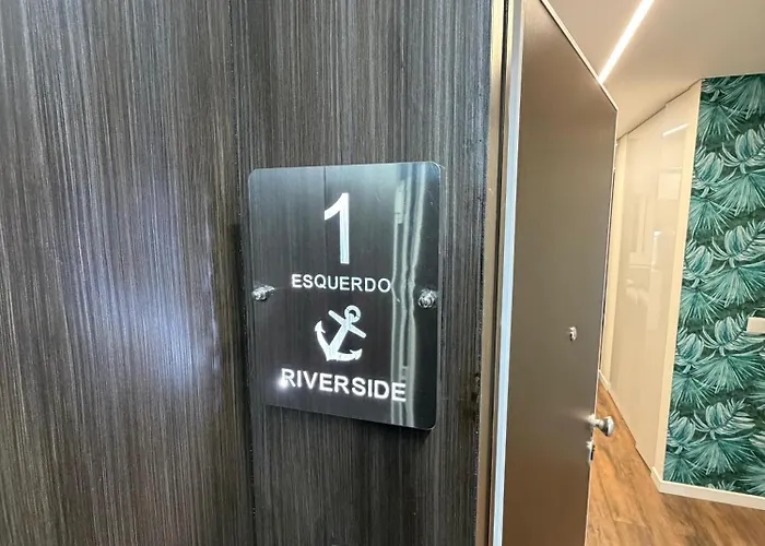 Riverside 波瓦圣塔伊里亚