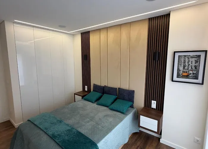 Riverside דירה *